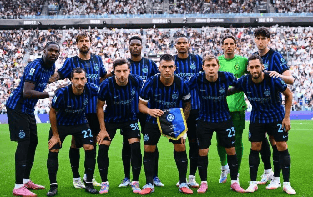 中国U19女排副攻崭露头角，3-0轻取智利取世锦赛两连胜，今晚迎战日本（中国U19女排副攻闪耀全场，3-0完胜智利收获世锦赛两连胜，今晚对阵日本）