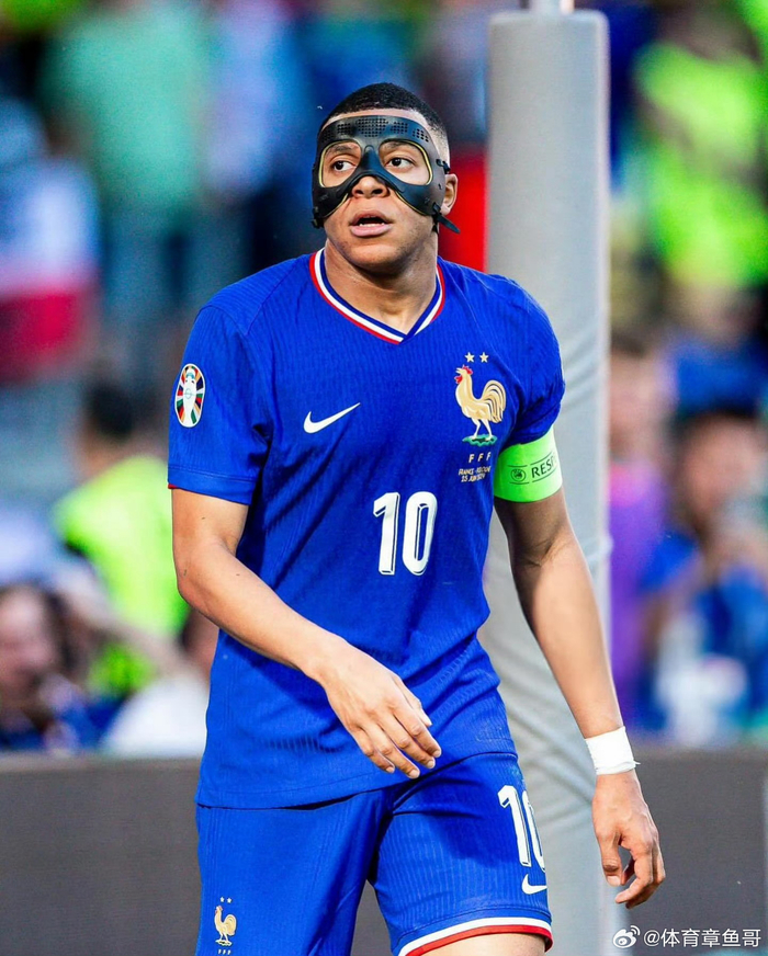 海外法国球员欧冠之夜：谢尔基、卡卢卢和扎格表现出色（欧冠之夜法国旅欧三将闪耀：谢尔基、卡卢卢与扎格高光发挥）