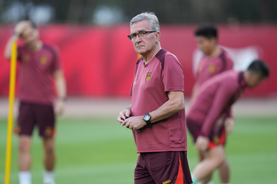 西甲对皇家马德里声明的有力回应：视听权收入分配争议再起波澜（西甲强硬回击皇马声明：转播收入分配争端再燃）