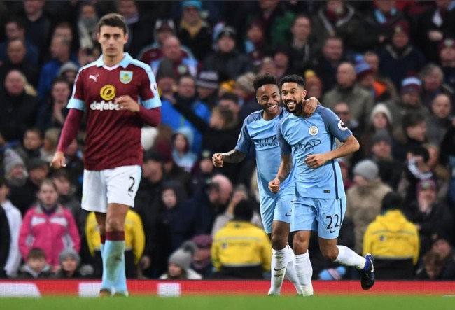 纽卡2-0毕尔巴鄂，戈登伤退，丹-伯恩破门，乔林顿锁定胜局（纽卡2-0力克毕尔巴鄂：戈登伤退，丹·伯恩建功，乔林顿锁定胜局）