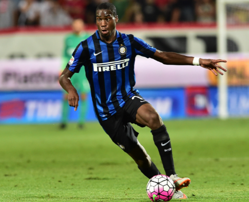 足球欧洲媒体评最佳11人阵容，无人争议（欧洲媒体评选足球最佳十一人，公认无争议）