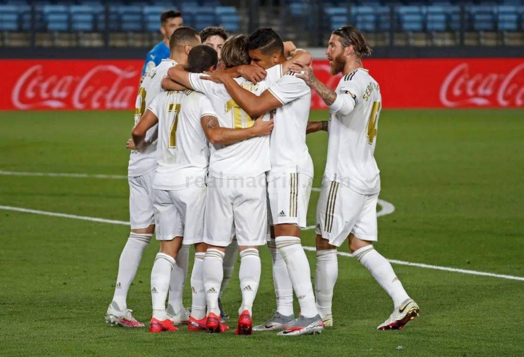 抽签是命运的盲盒，更是心跳的盛宴。12月5日22...（抽签开启命运盲盒，12月5日22点心跳见证）